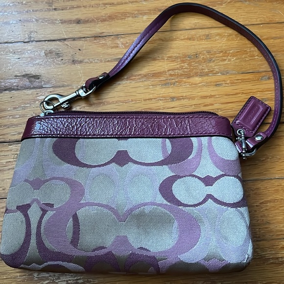 Purple coach wristlet with silver hardware - Picture 3 of 4
